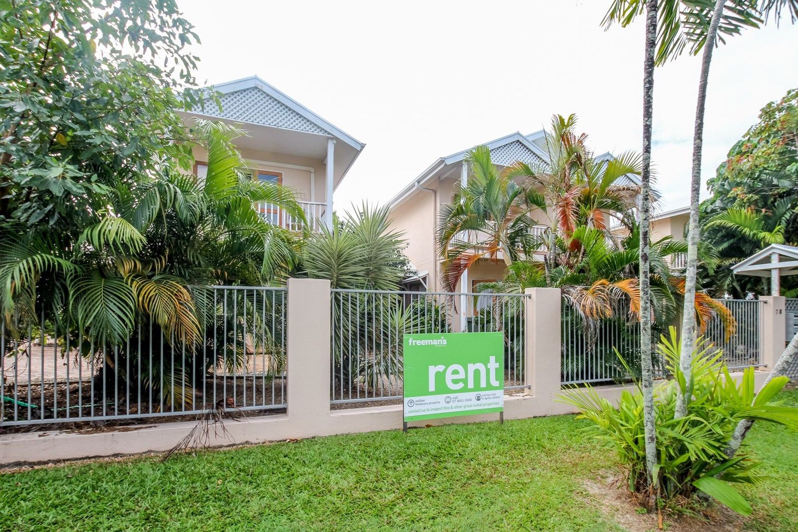 1/76 Cedar Road, Palm Cove QLD 4879, Image 0