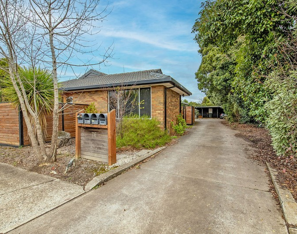 2/75 Cuthberts Road, Alfredton VIC 3350