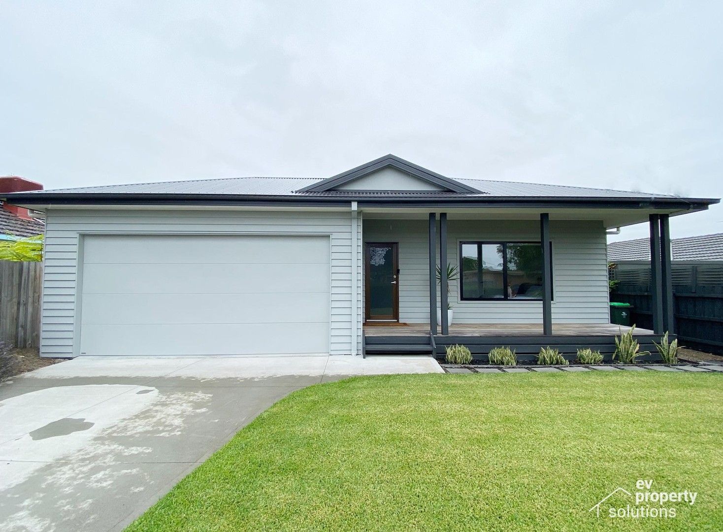 3 bedrooms House in 13 Kolinda Crescent CAPEL SOUND VIC, 3940