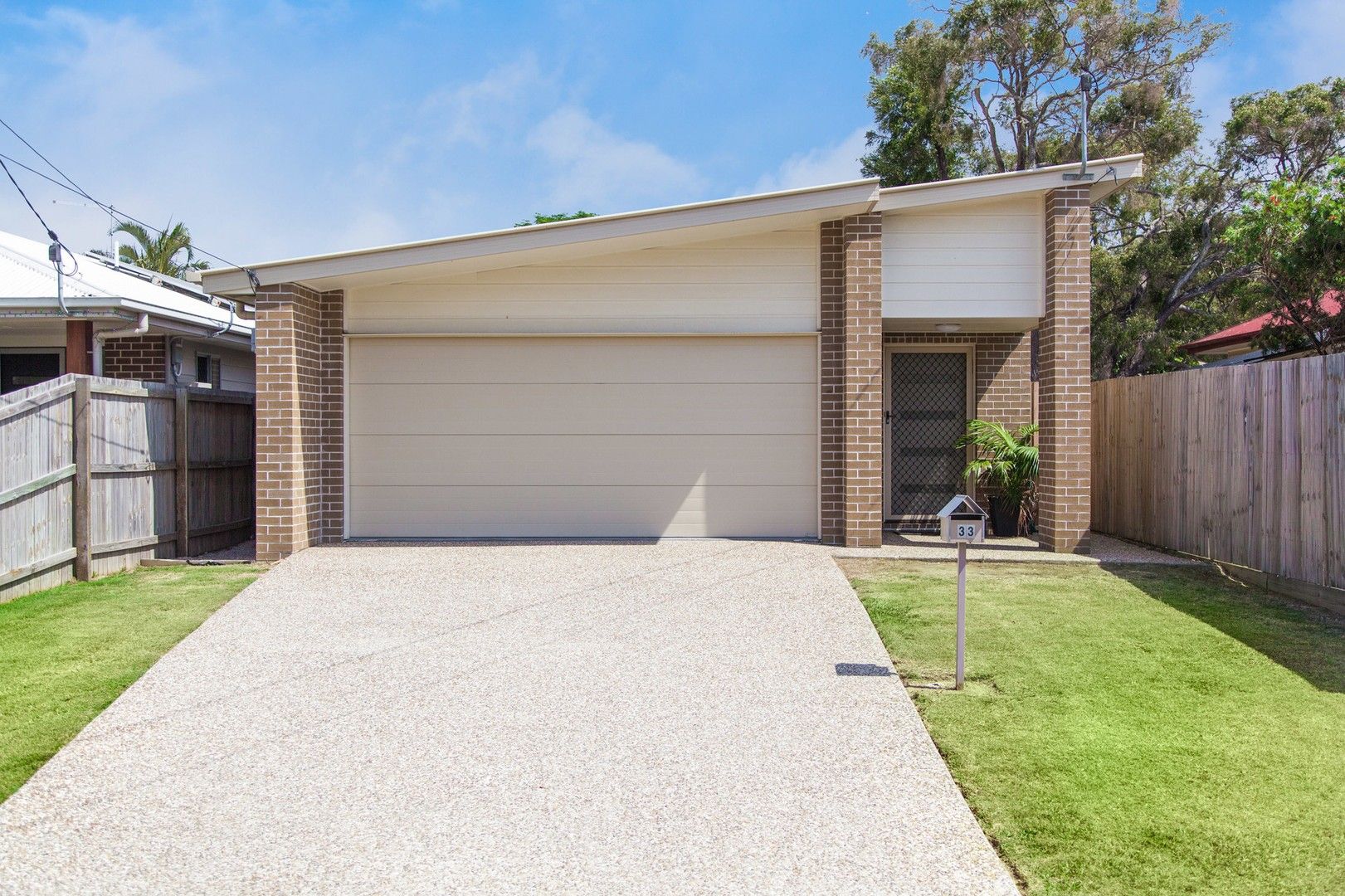4 bedrooms House in 33 Biarra Street DEAGON QLD, 4017