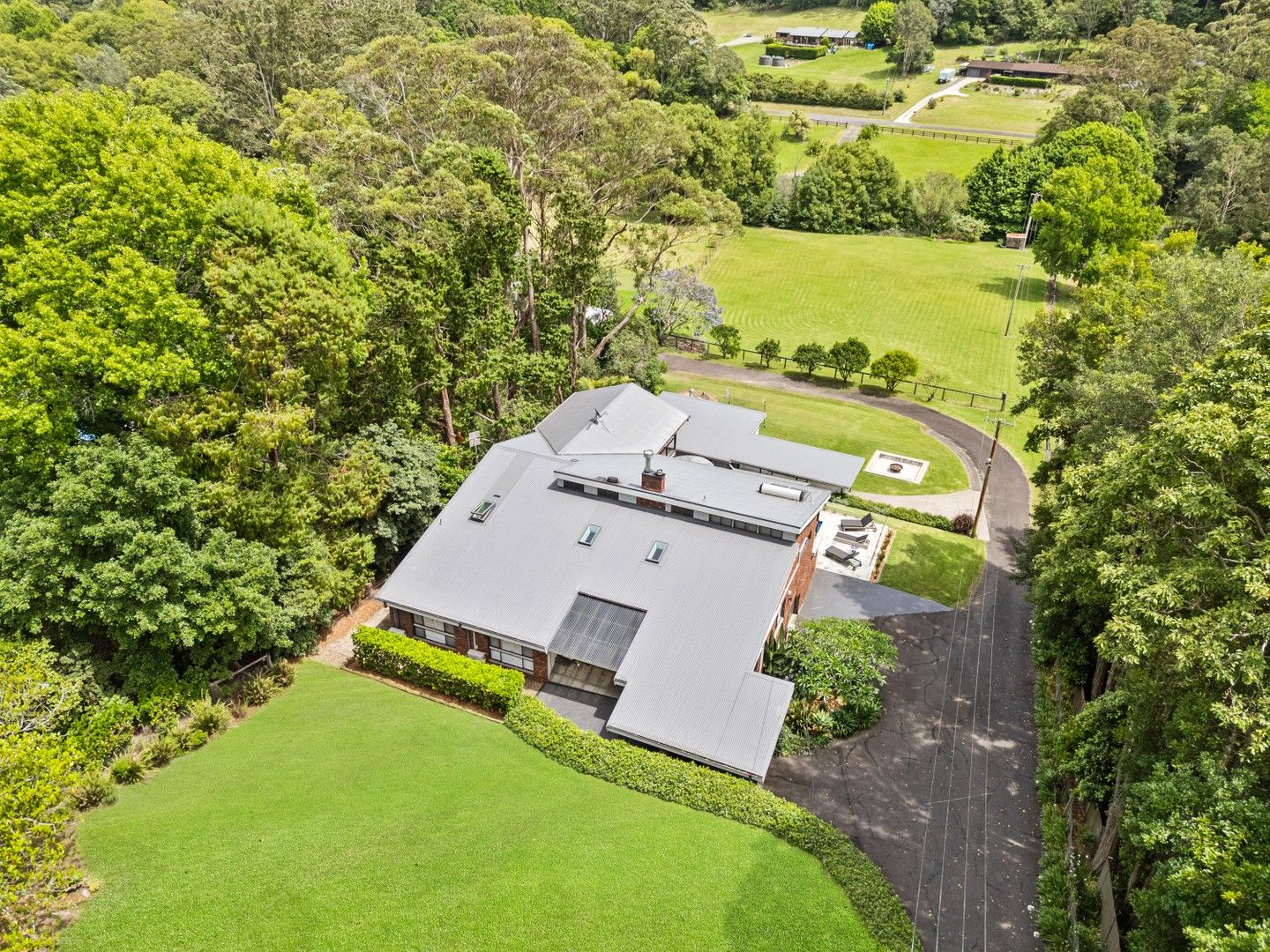 6 bedrooms Rural in 159 Matcham Road MATCHAM NSW, 2250