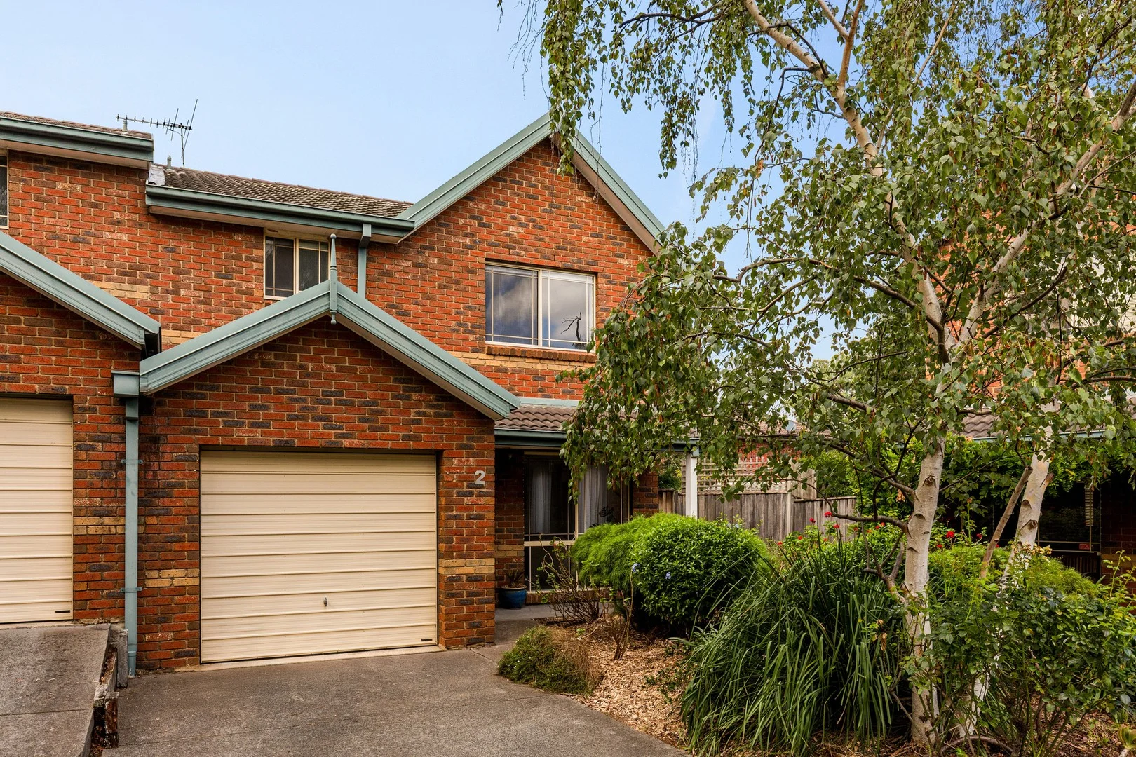 2/198-208 Springvale Road, Nunawading VIC 3131