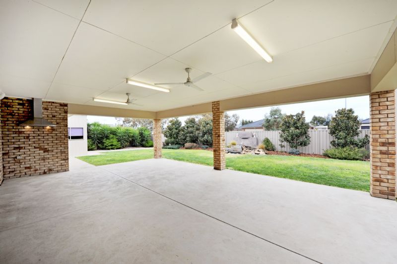 14 Mundie Court, Kialla VIC 3631, Image 2