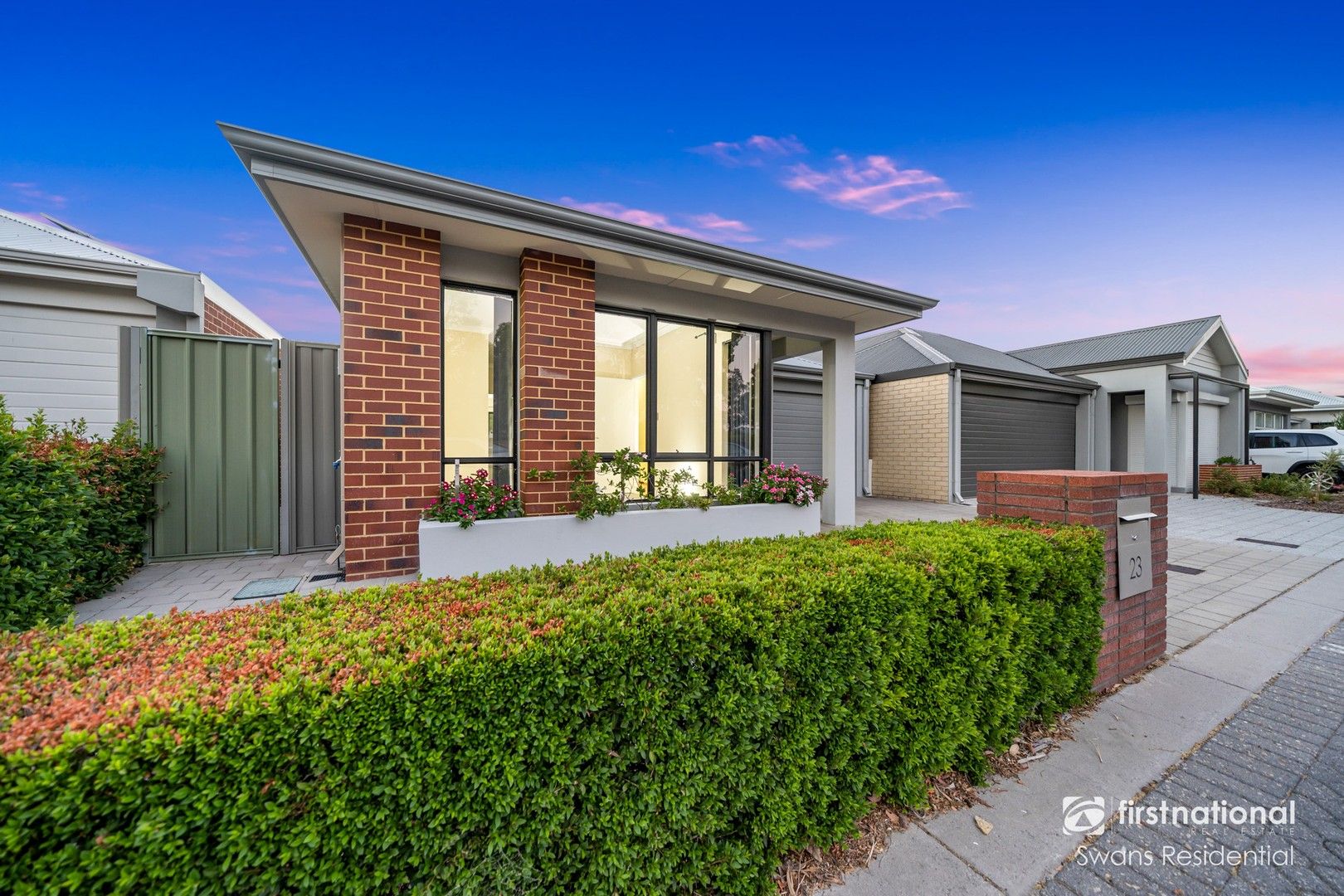 3 bedrooms House in 23 Boulton Loop ELLENBROOK WA, 6069
