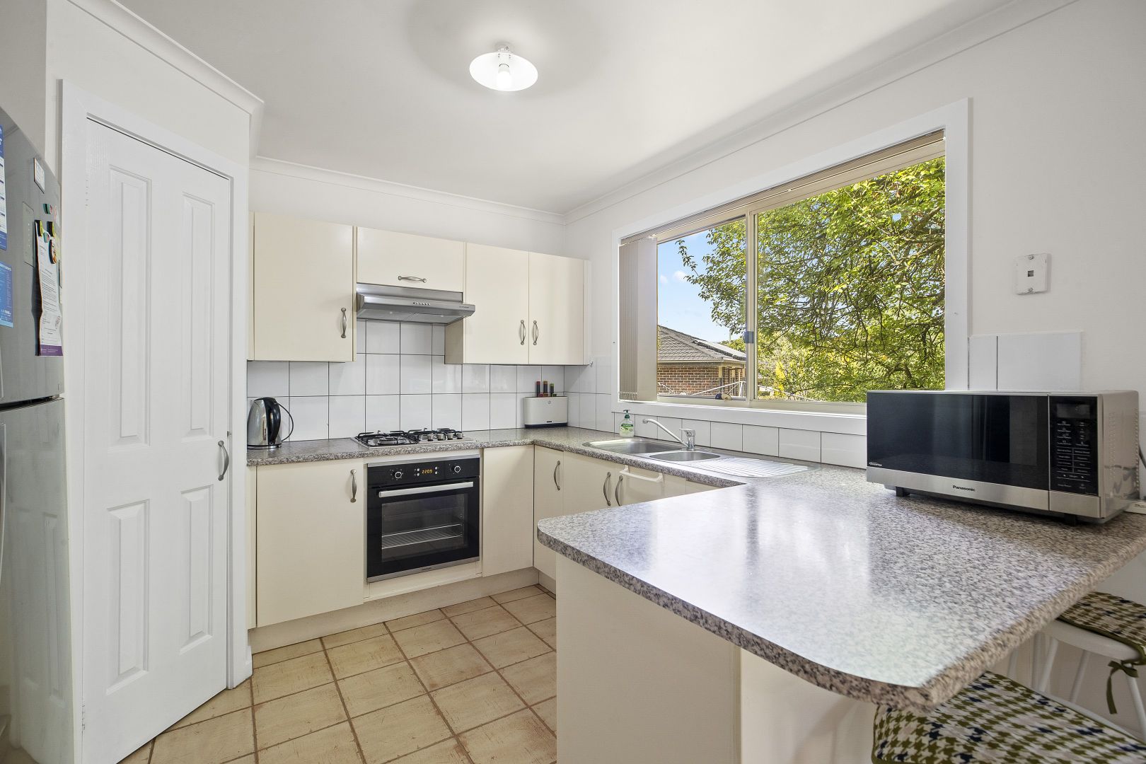 102a Scoresby Road, Bayswater VIC 3153, Image 2