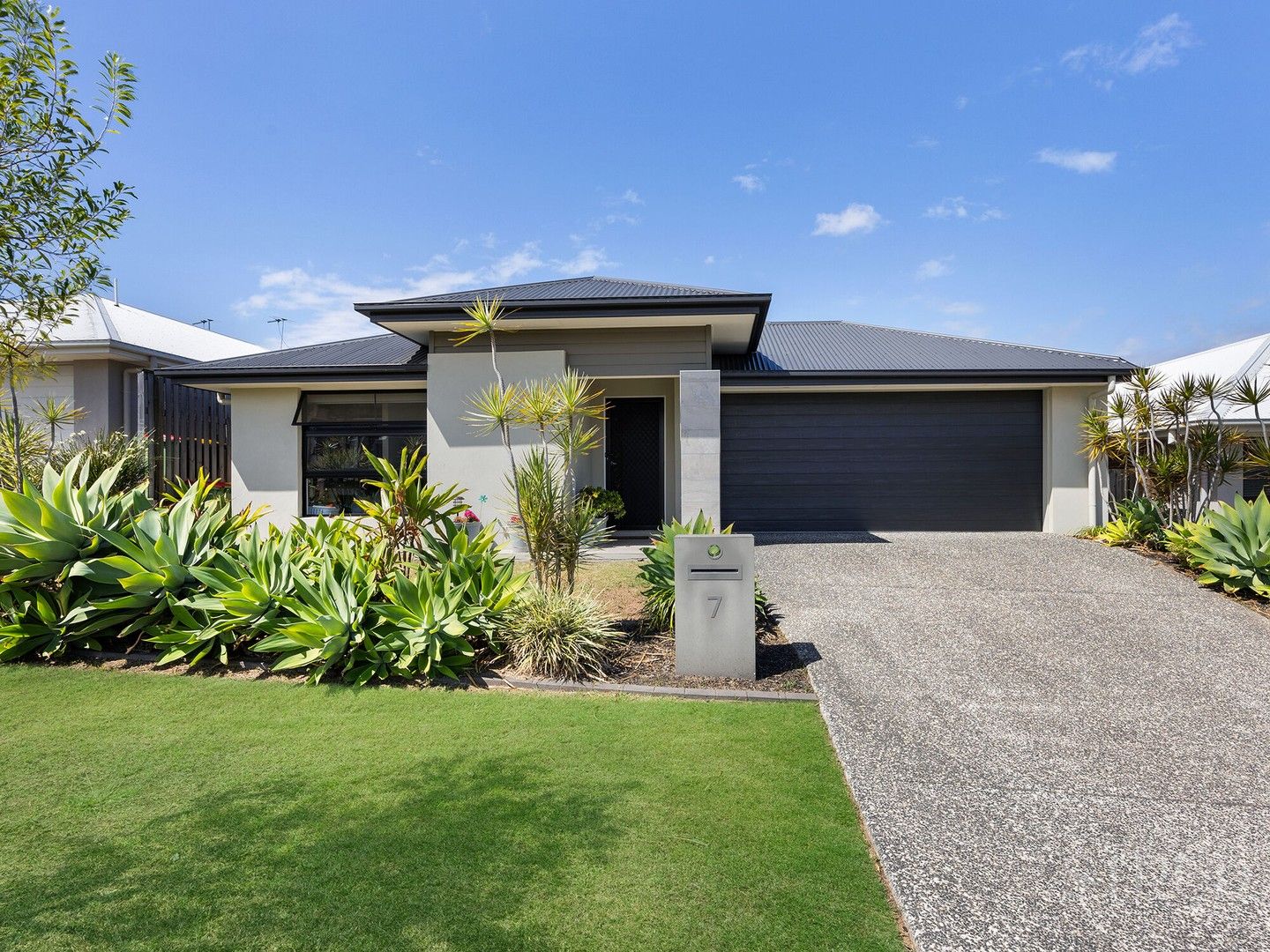 7 Pintail Circuit, Deebing Heights QLD 4306, Image 0