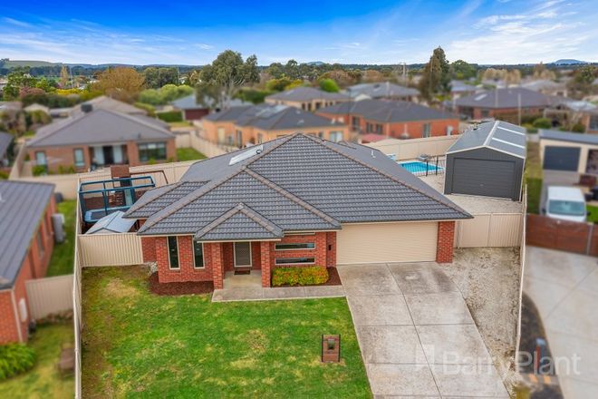 Picture of 10 Barley Sheaf Drive, MINERS REST VIC 3352