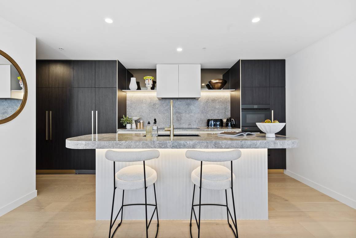 903/122 Surf Parade Broadbeach 4218 - Image 5