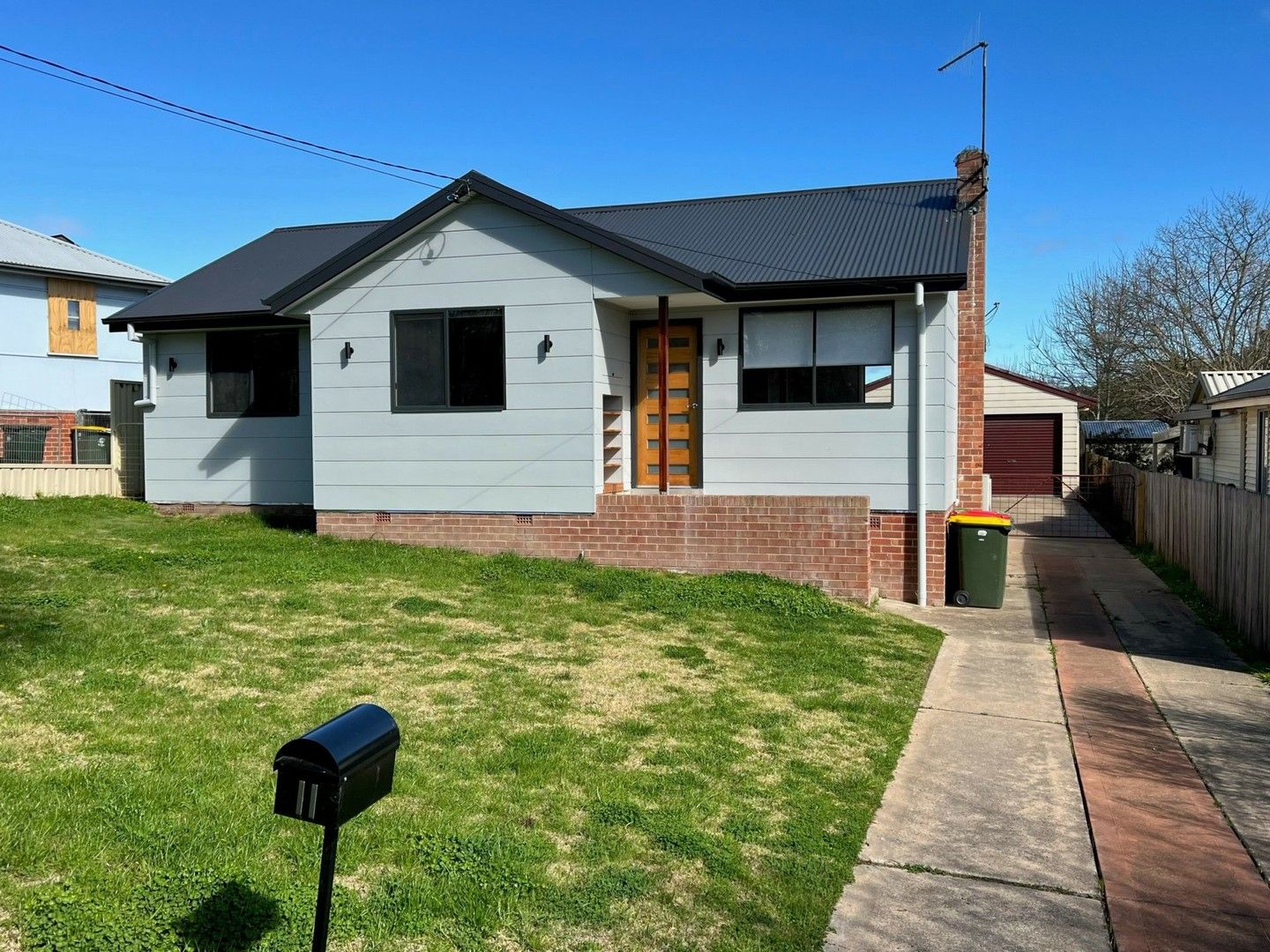 4 bedrooms House in 11 Hamley Street SOUTH BATHURST NSW, 2795