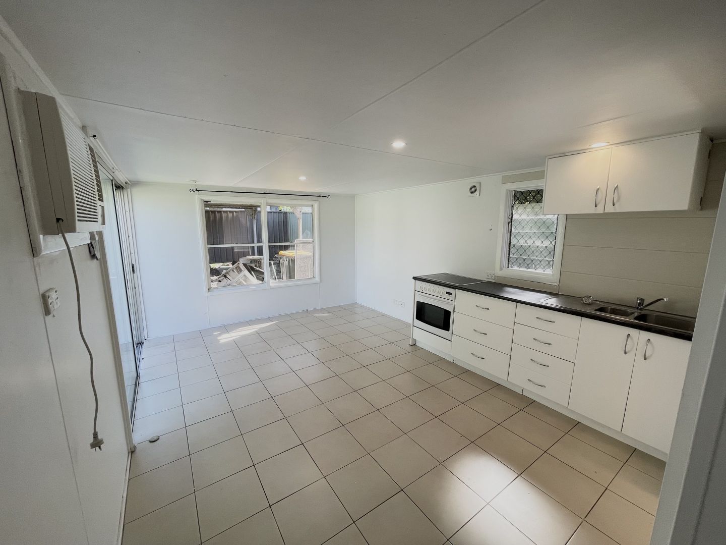 75A Brisbane Water Drive, Point Clare NSW 2250, Image 1