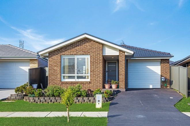 Picture of 8 Cadogan Crescent, WOONGARRAH NSW 2259