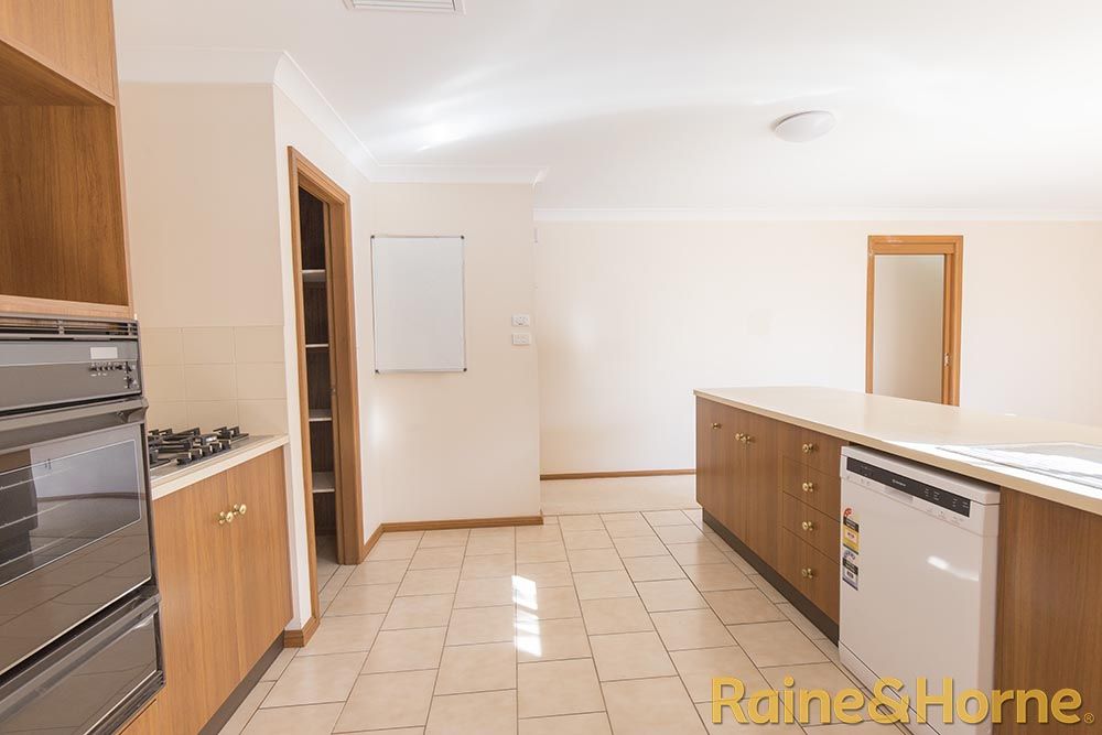 14 Cyril Towers Street, Dubbo NSW 2830, Image 1