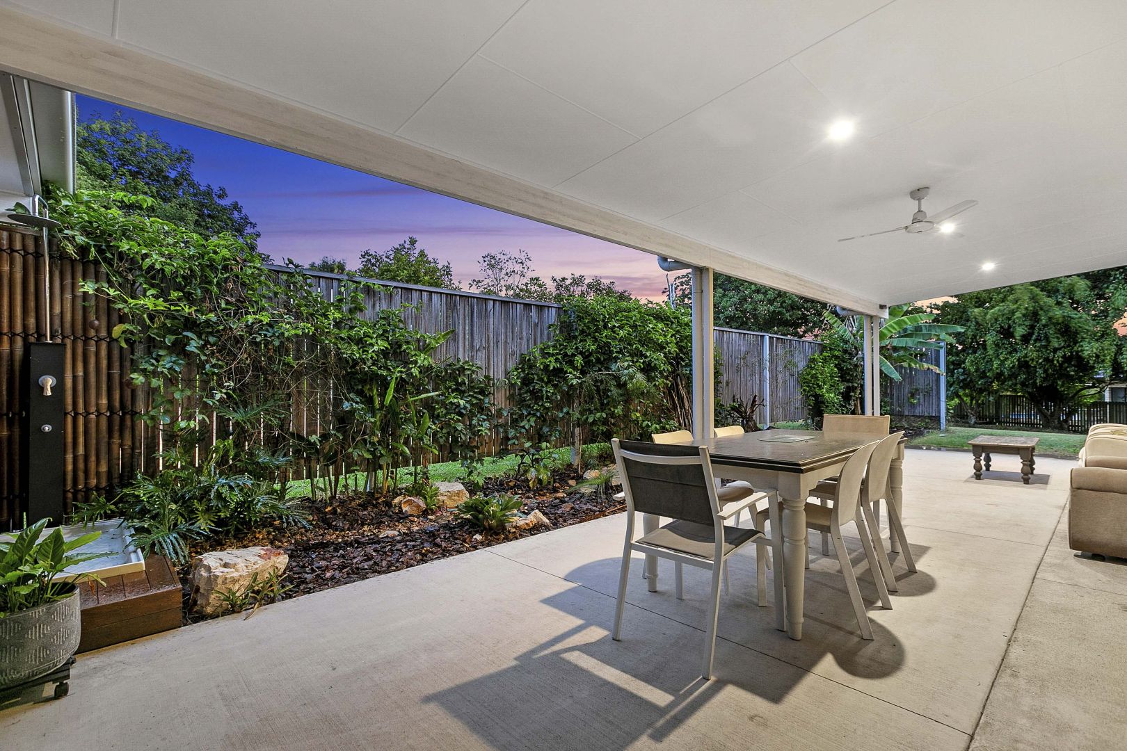 27 Jimilee Street, Dundowran Beach QLD 4655, Image 2