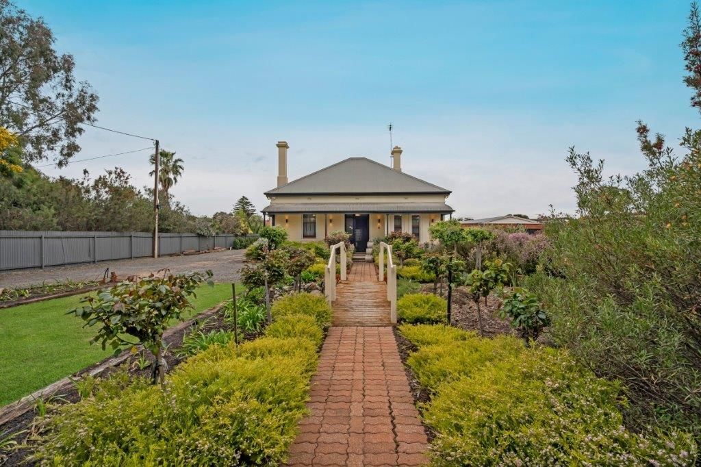 12 Greenock Road, Nuriootpa SA 5355, Image 0