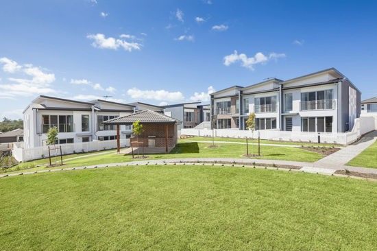 4 bedrooms Townhouse in 66 1 Lavender Drive GRIFFIN QLD, 4503