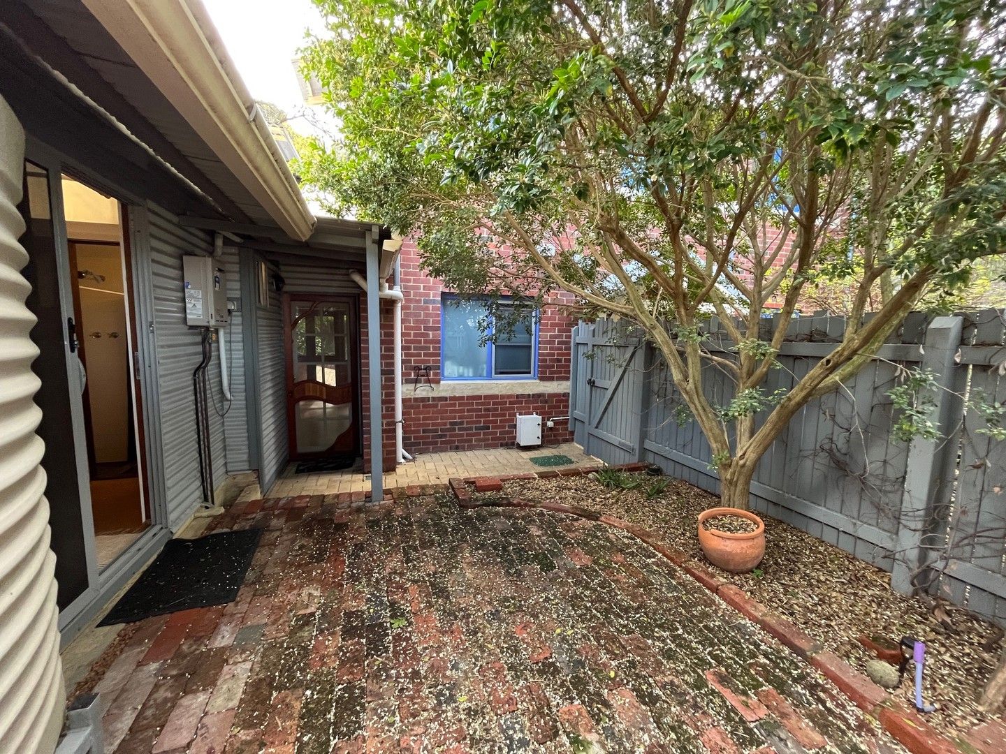 1 bedrooms Duplex in 17B Hammad Street PALMYRA WA, 6157