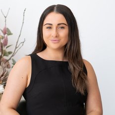 Stone Real Estate Hawkesbury - Kayla Sisinni