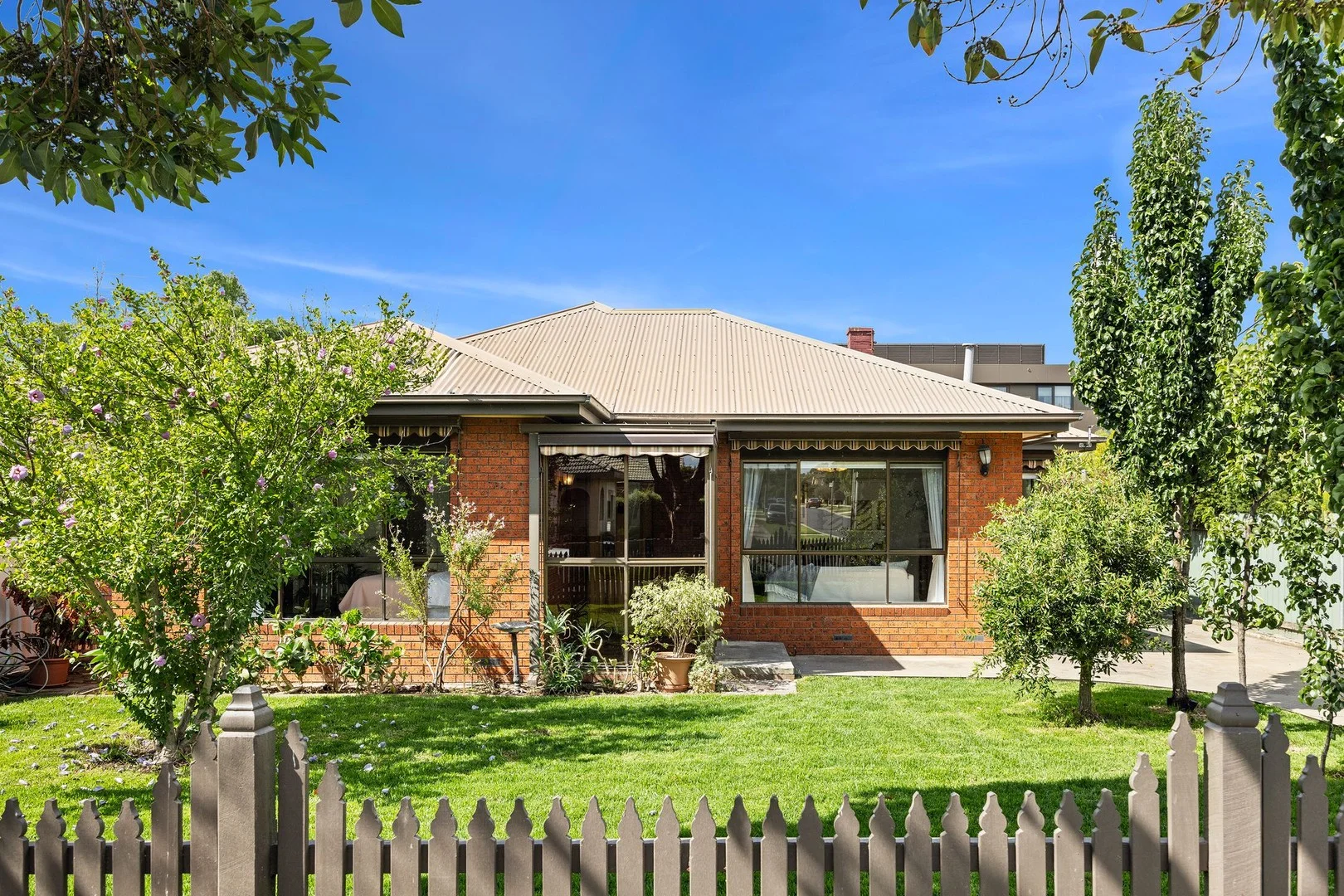 33 Holden Avenue, Rippleside VIC 3215