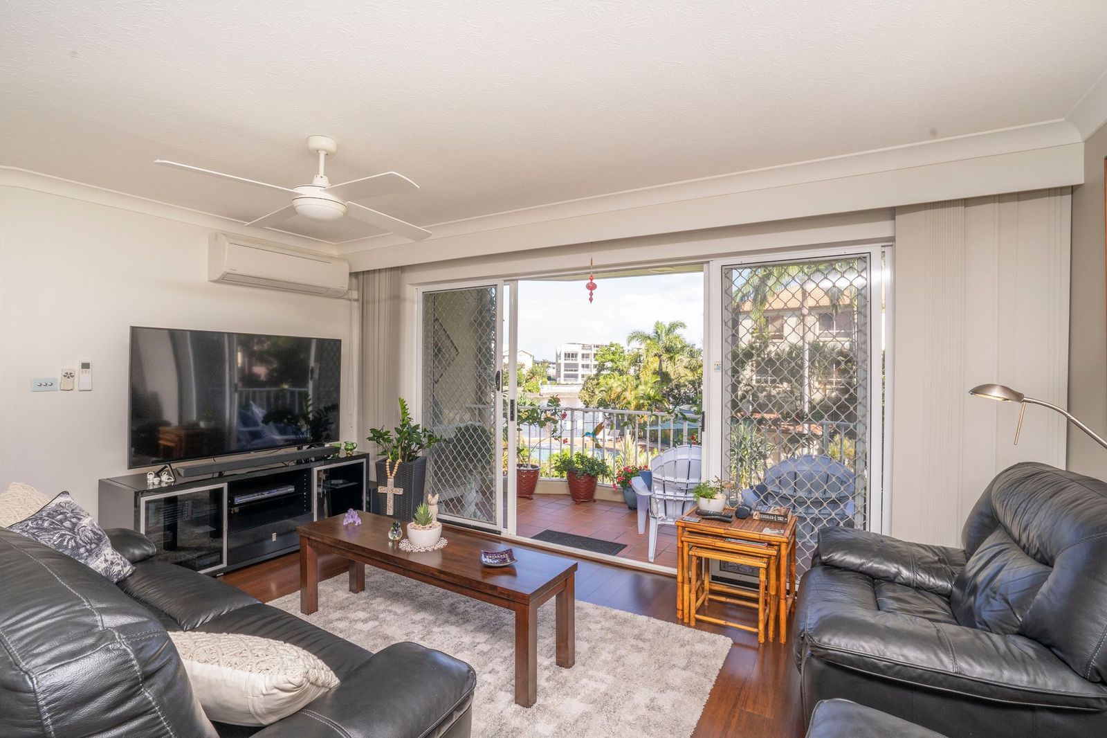 Level 1, 27/22 Jennifer Avenue, Runaway Bay QLD 4216, Image 2