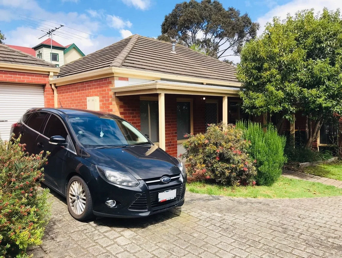 Primary image of 2/5 Derry Street, Aberfeldie VIC 3040