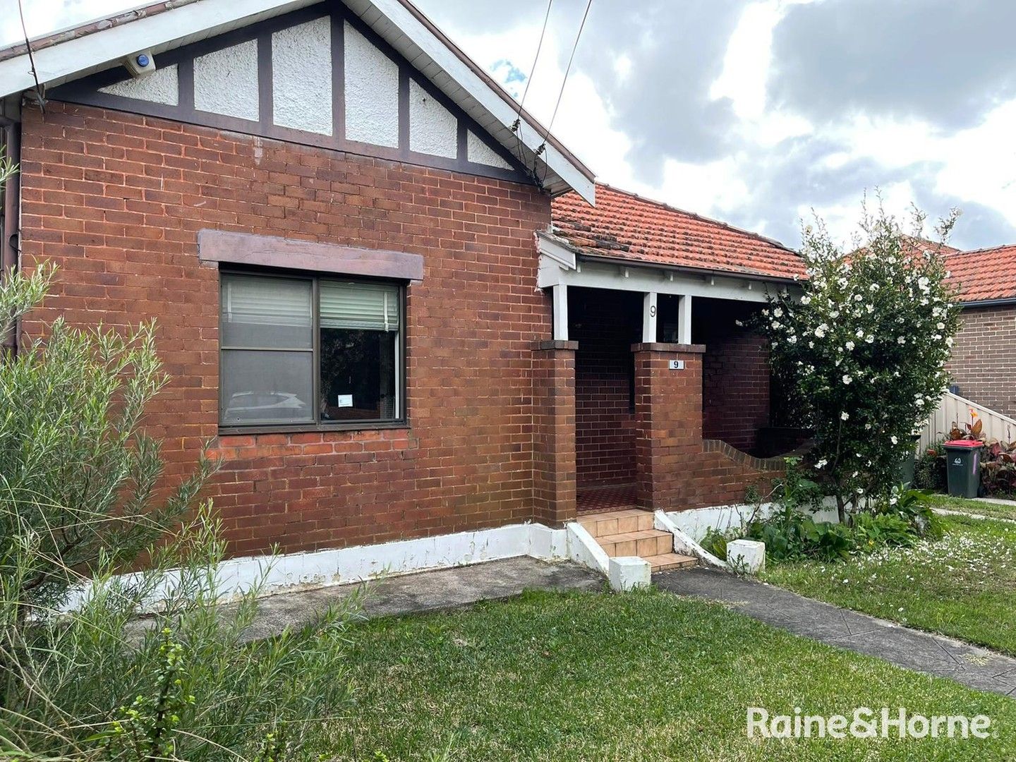 5 bedrooms House in 9 Station Street CONCORD NSW, 2137