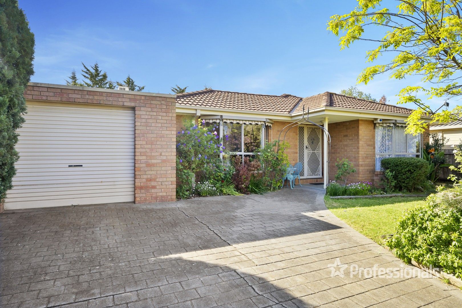 8 Eyre Close, Hoppers Crossing VIC 3029, Image 0