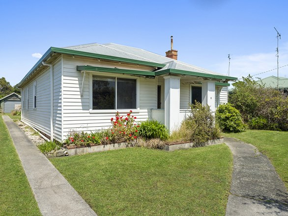 11 Montrose Avenue, Apollo Bay VIC 3233