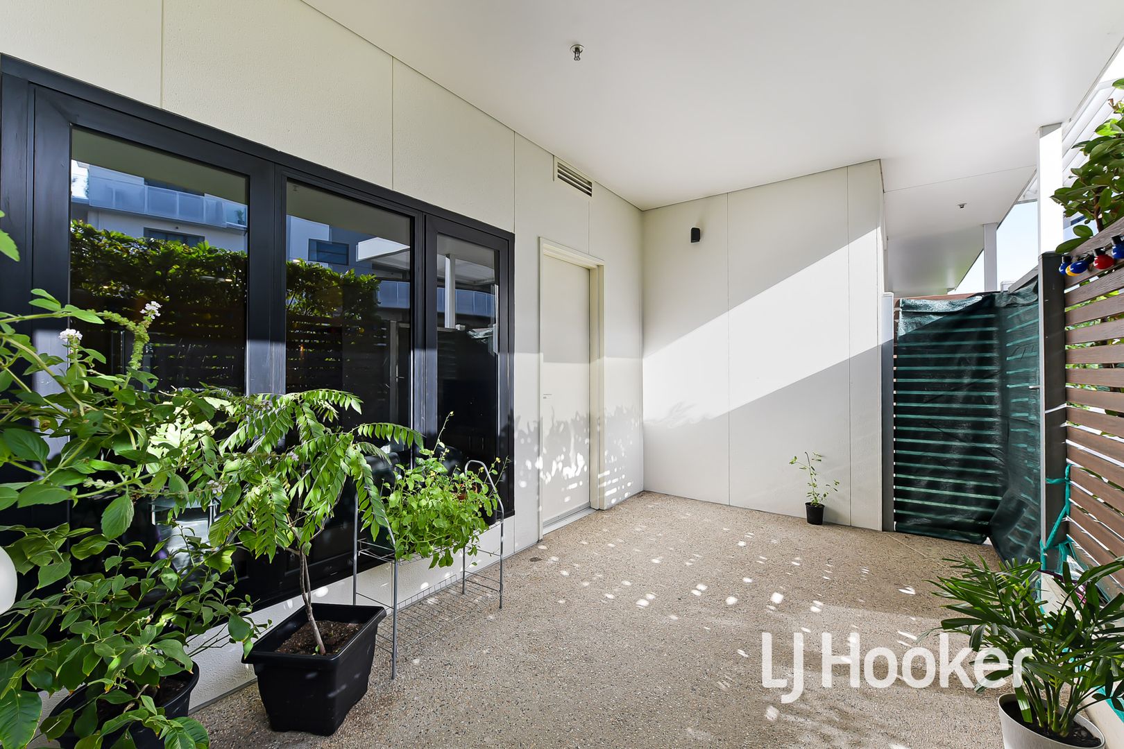 137/80 Cheltenham Road, Dandenong VIC 3175, Image 2