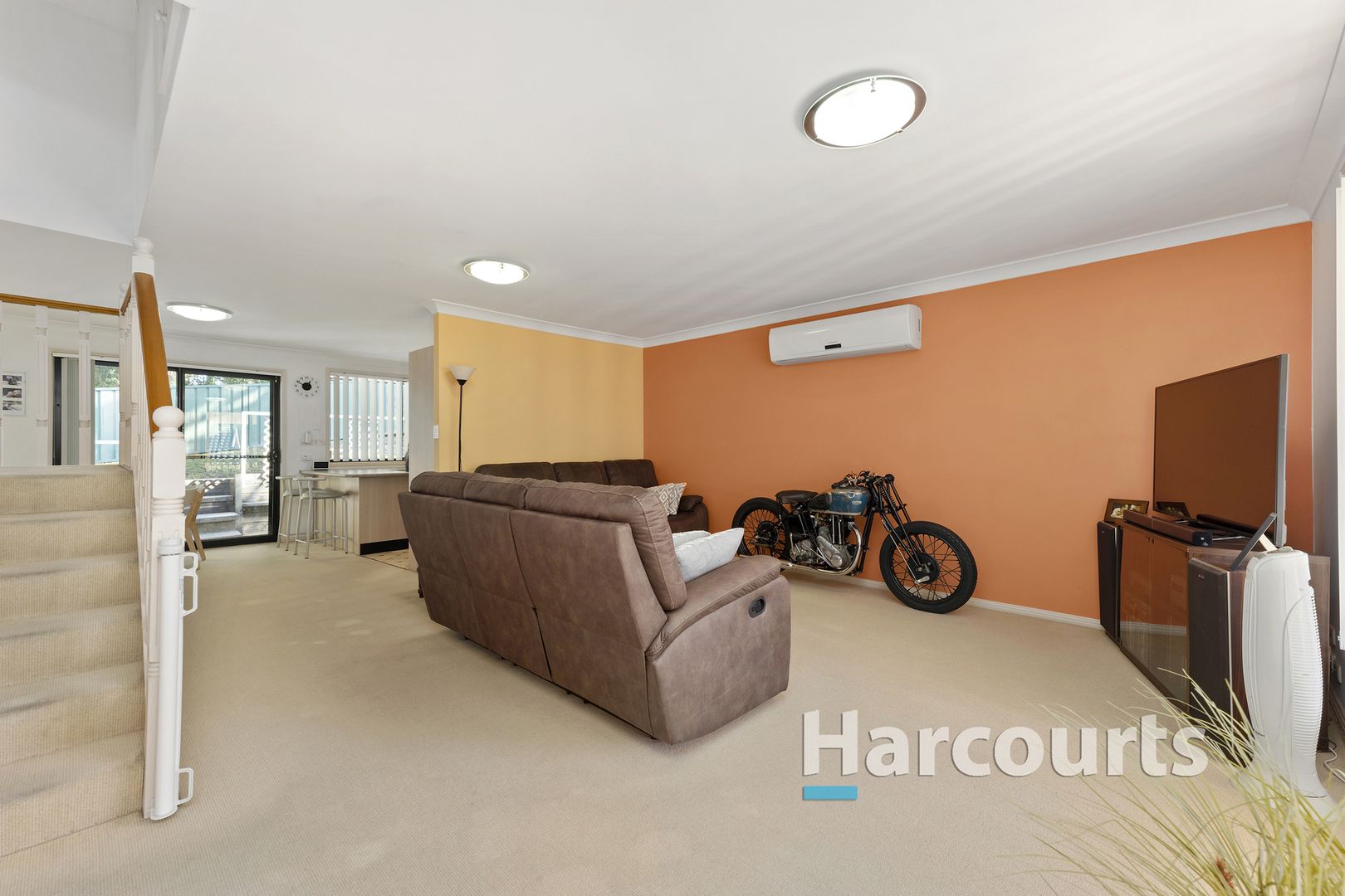 37 Seafarer Close, Belmont NSW 2280, Image 2