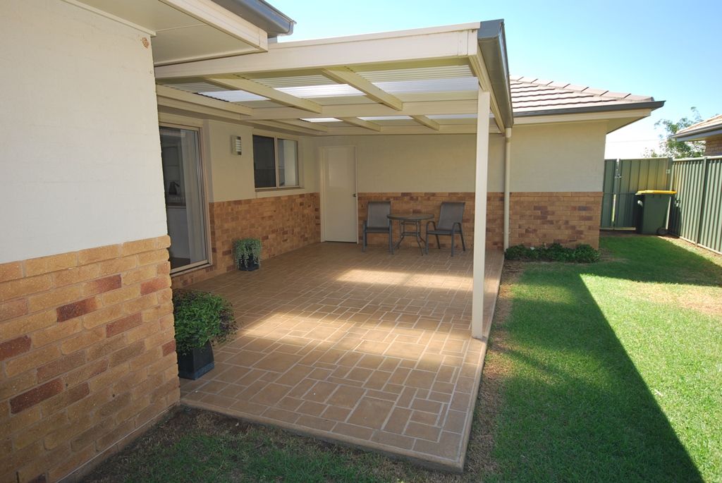 27 Namoi Crescent, Dubbo NSW 2830, Image 2