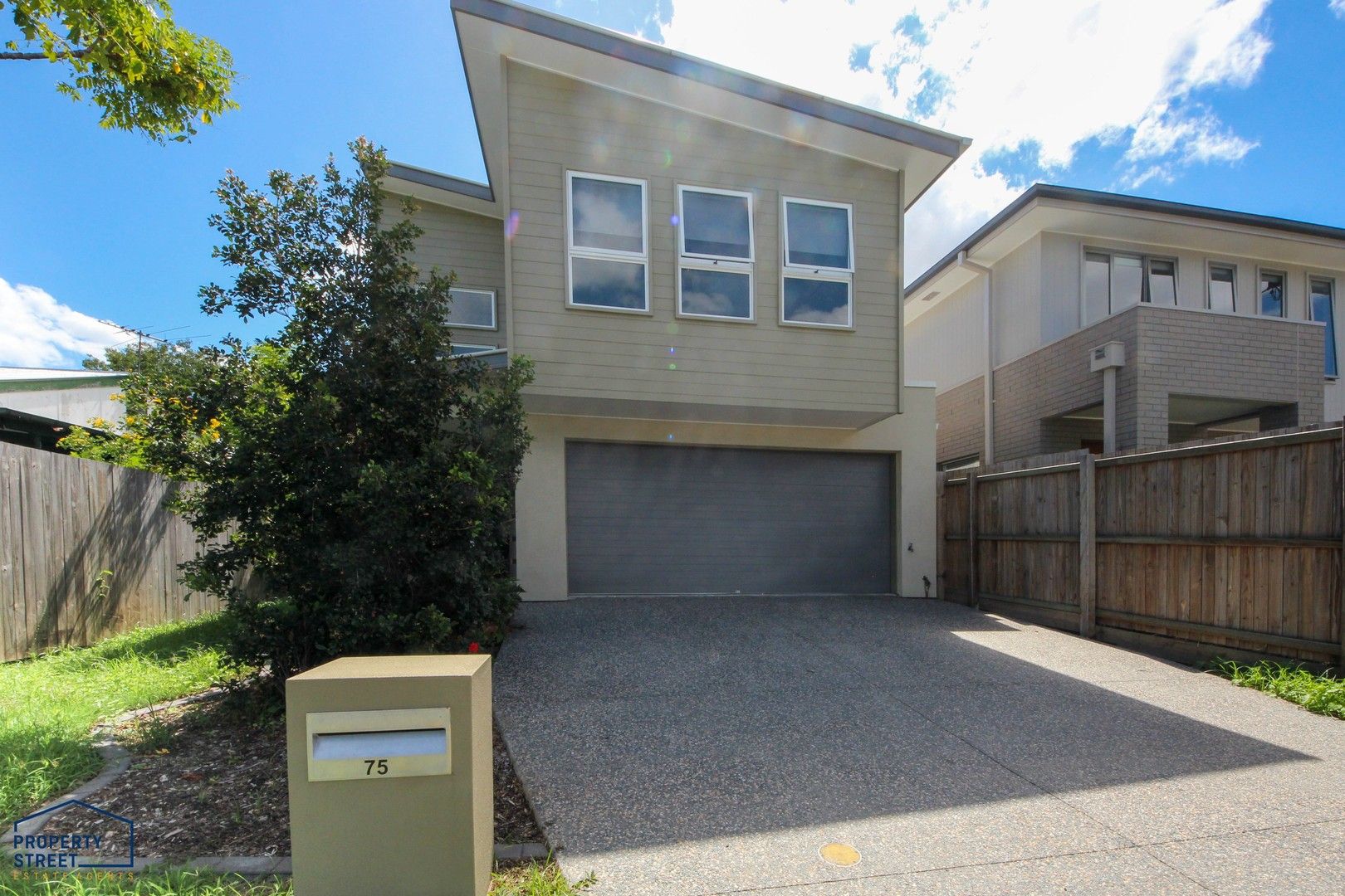 4 bedrooms House in 75 Griffith Street EVERTON PARK QLD, 4053