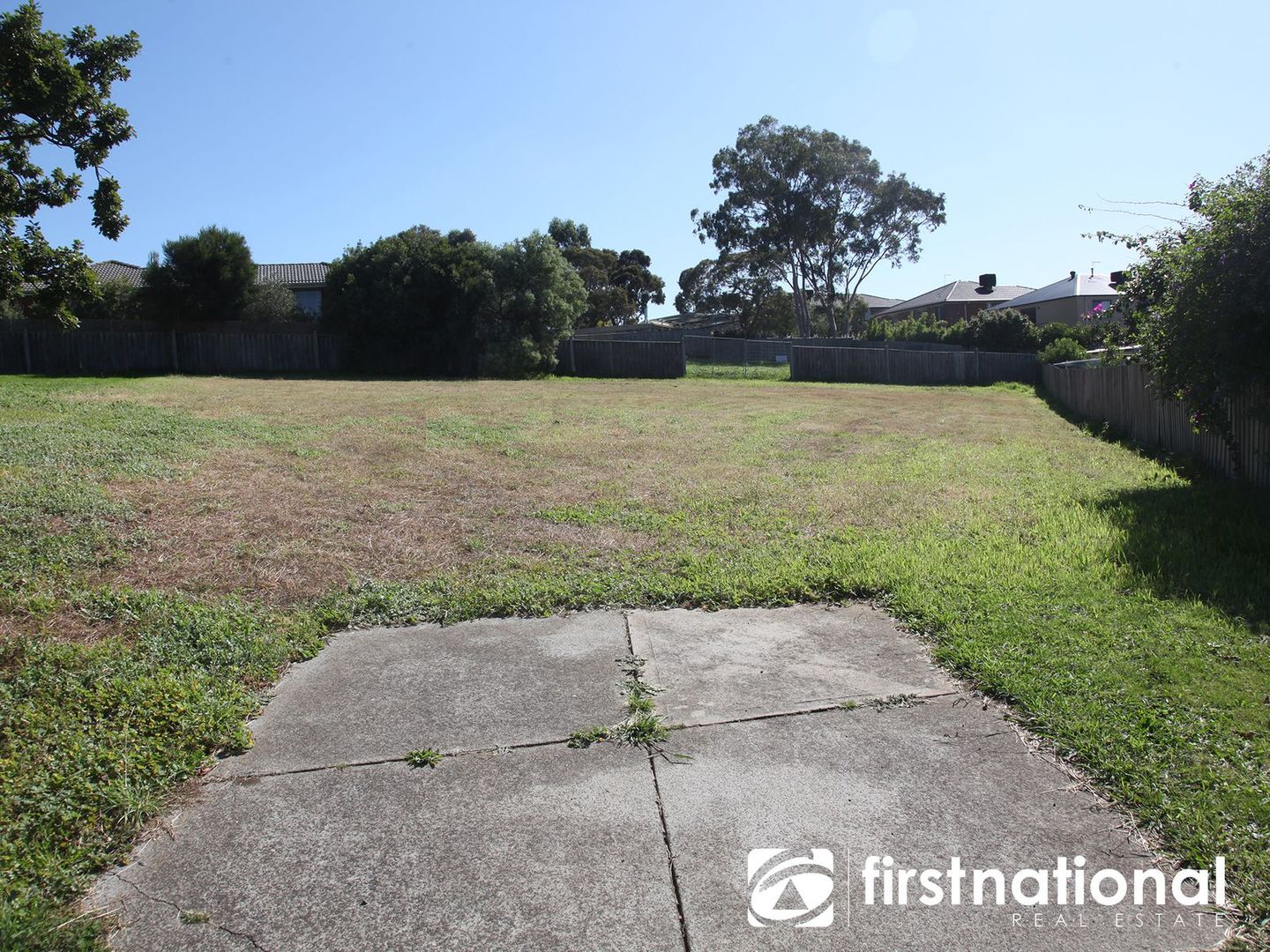 24 Oakleaf Place, Narre Warren South VIC 3805, Image 2