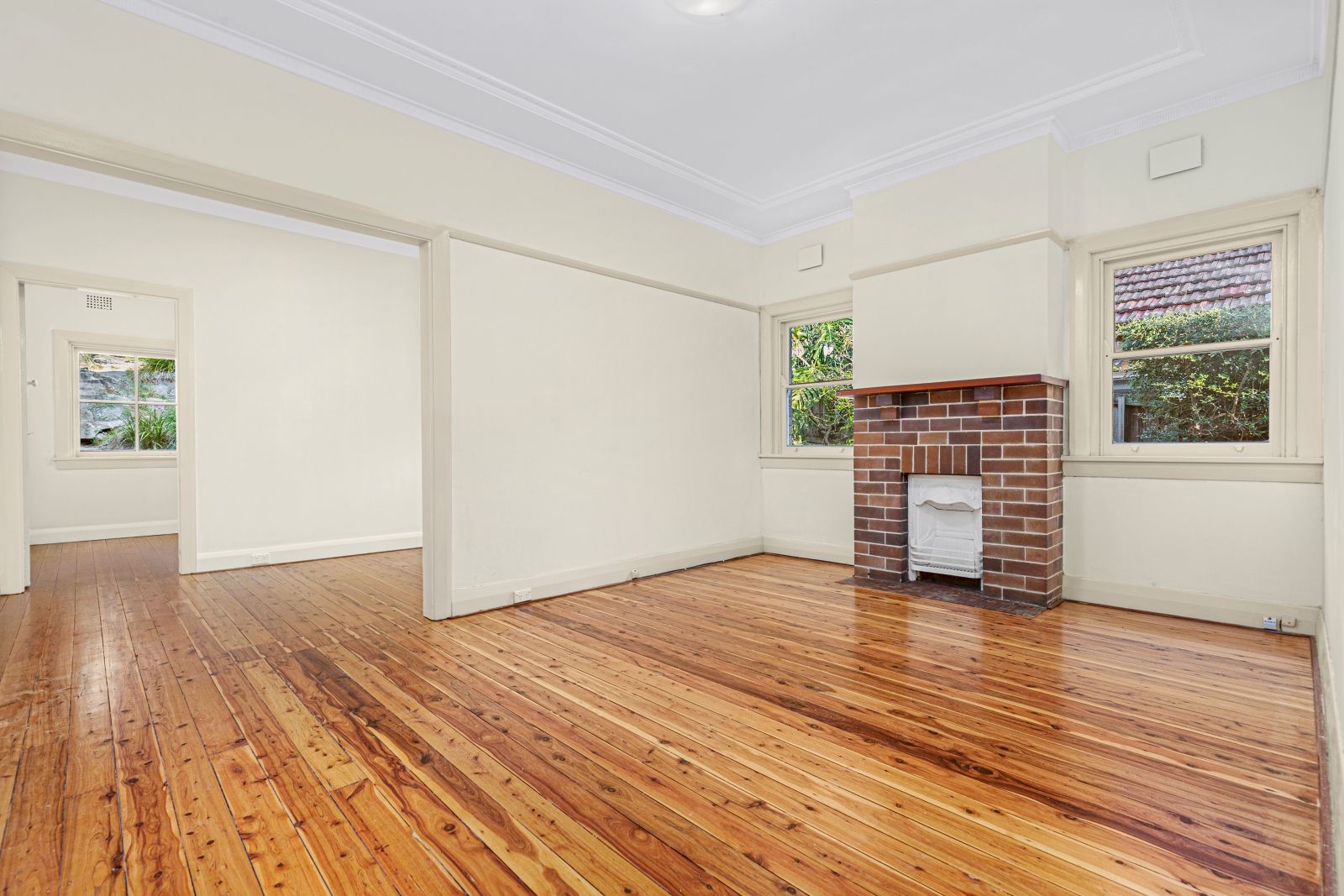 21 Holdsworth Street, Neutral Bay NSW 2089 House For Rent 1,000