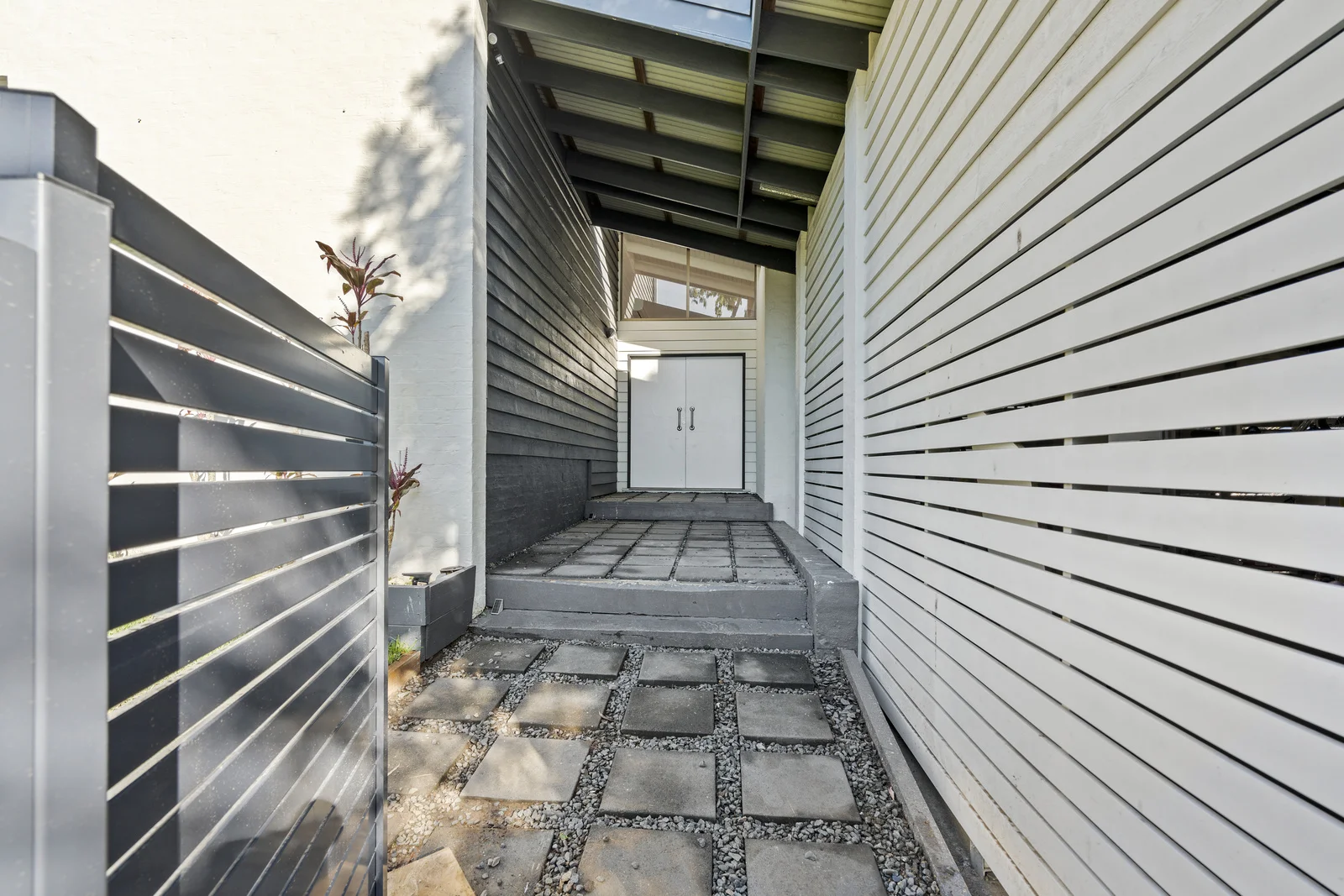 Additional image 6 of 1/4 Fishermans Bend, Balmoral QLD 4171