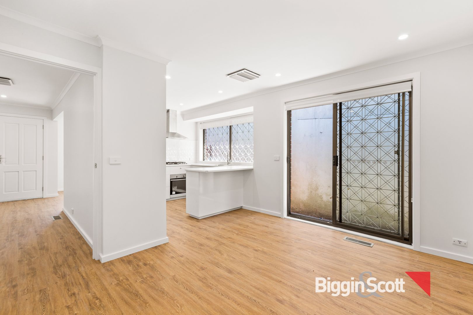 14 Blanche Street, Collingwood VIC 3066, Image 2