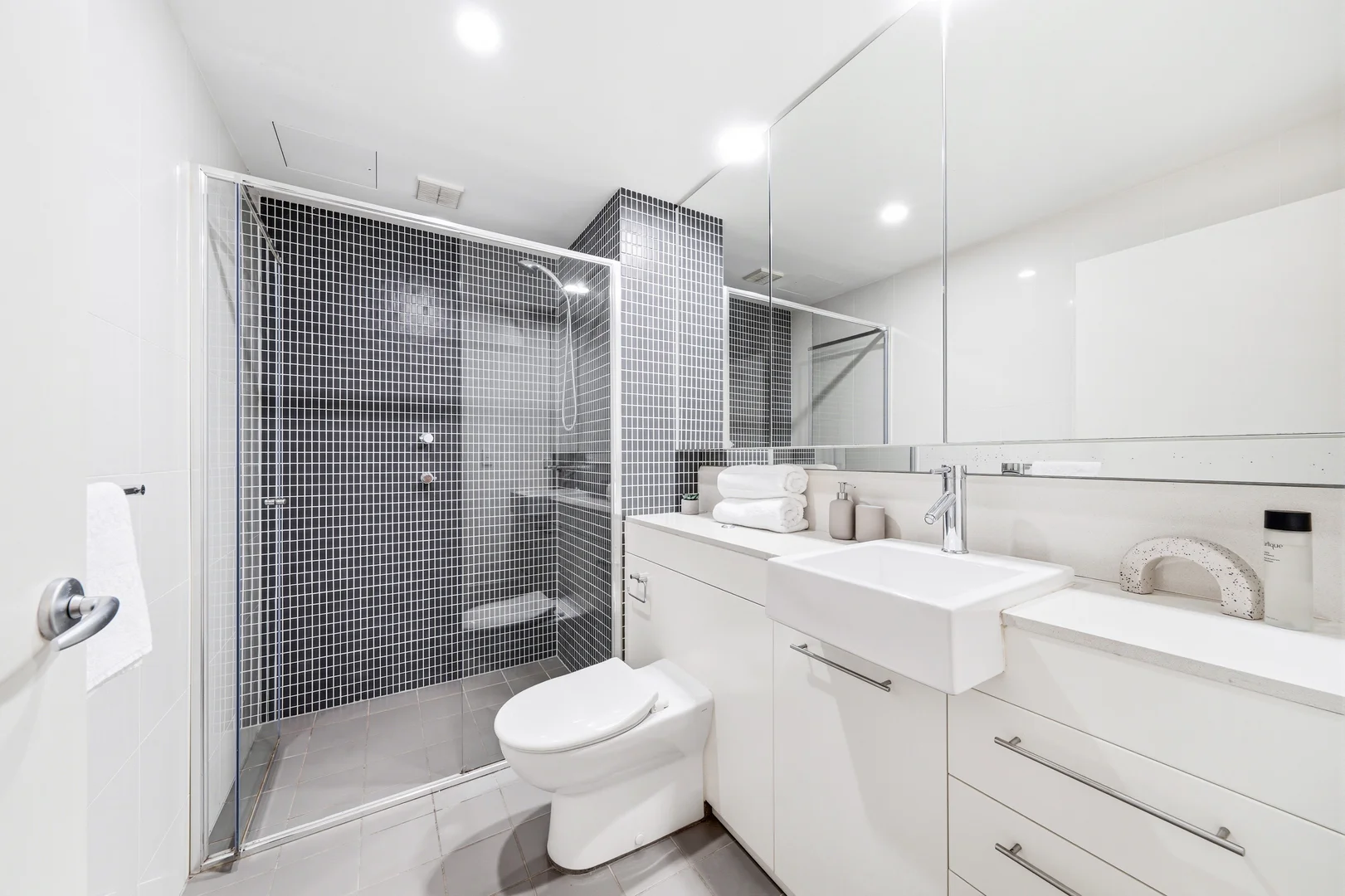 Additional image 22 of 102/11 Lewis Avenue, Rhodes NSW 2138