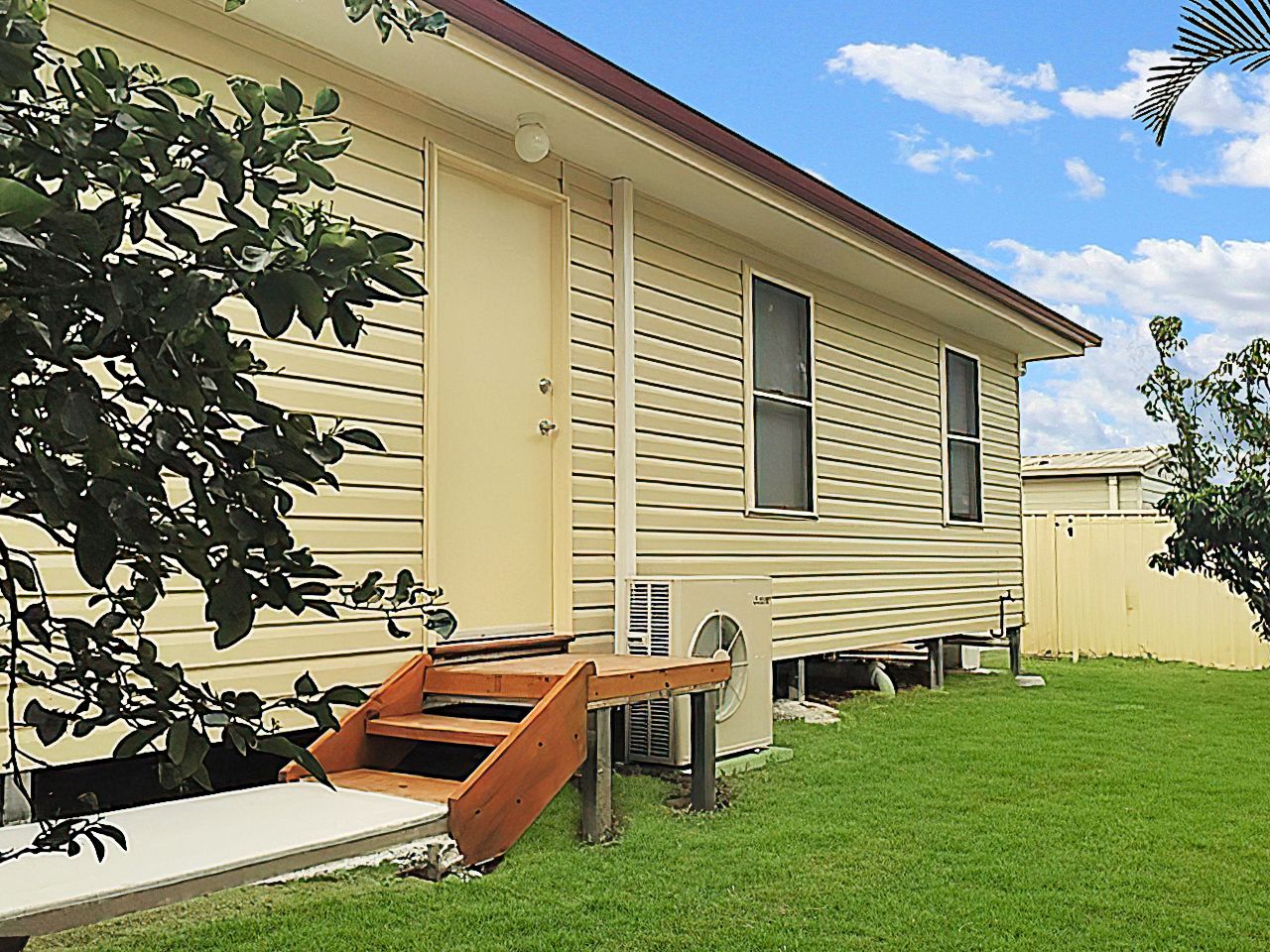 1 bedrooms Apartment / Unit / Flat in 24A Carlyle Crescent CAMBRIDGE GARDENS NSW, 2747