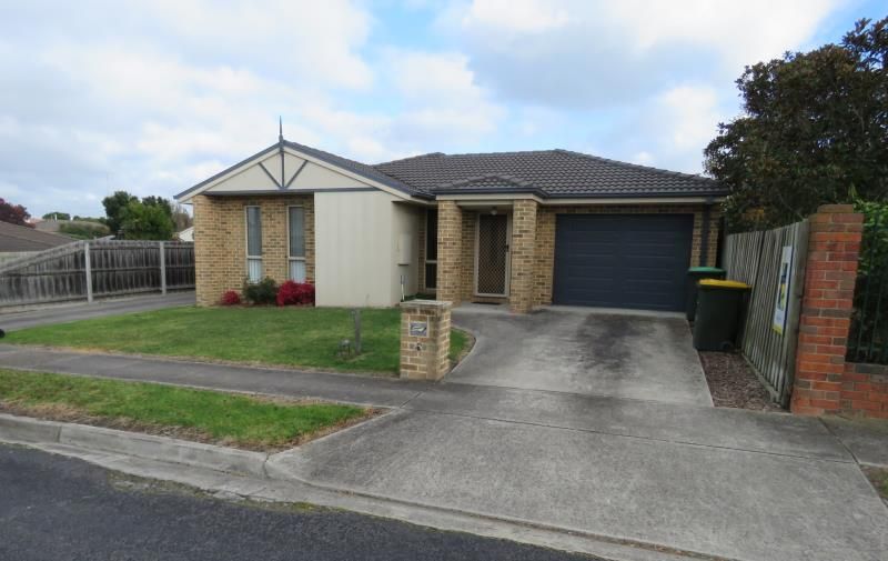 3 bedrooms House in 2/13 ETHEL STREET TRARALGON VIC, 3844