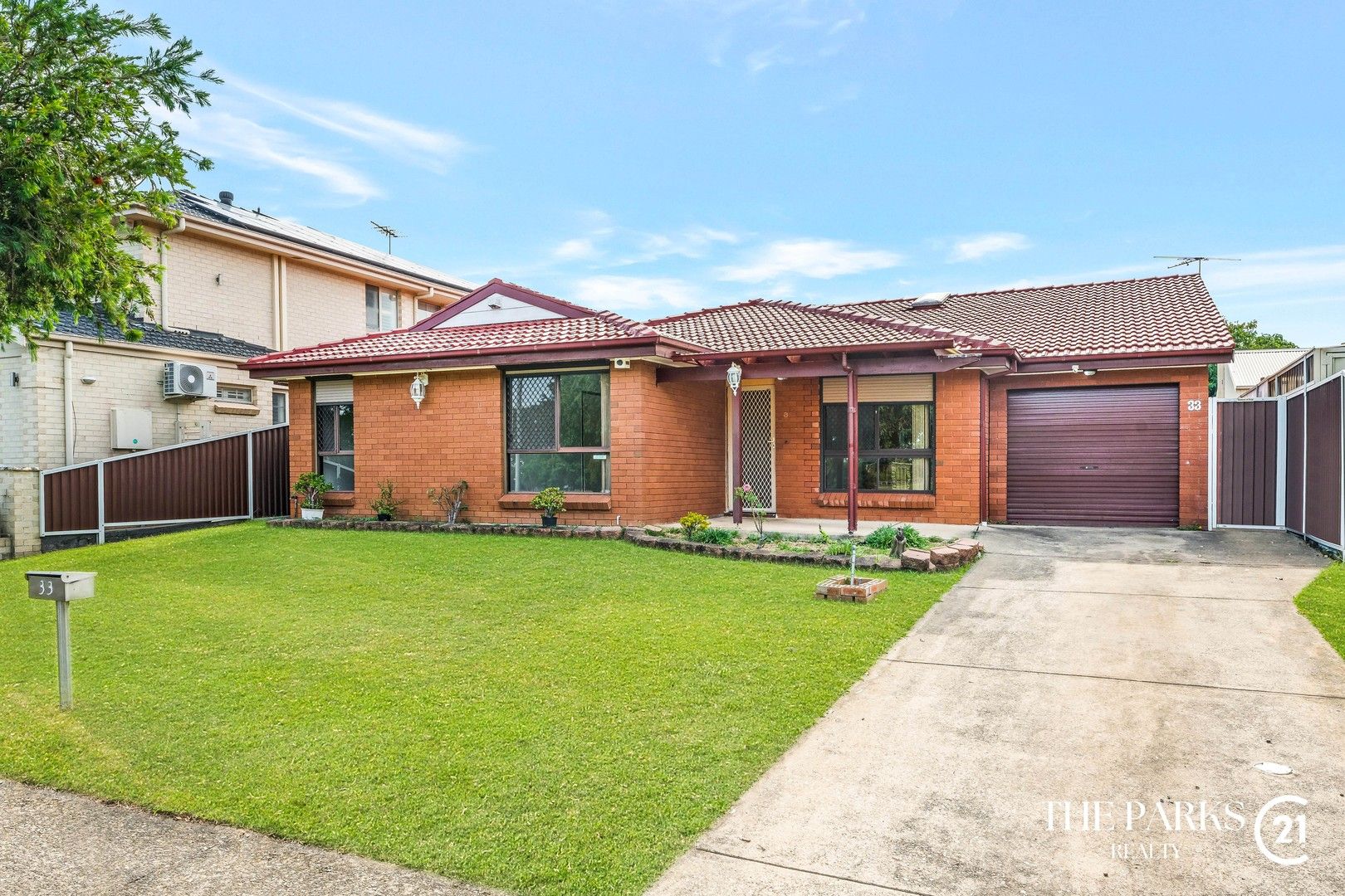 3 bedrooms House in 33 Innisfail Road WAKELEY NSW, 2176