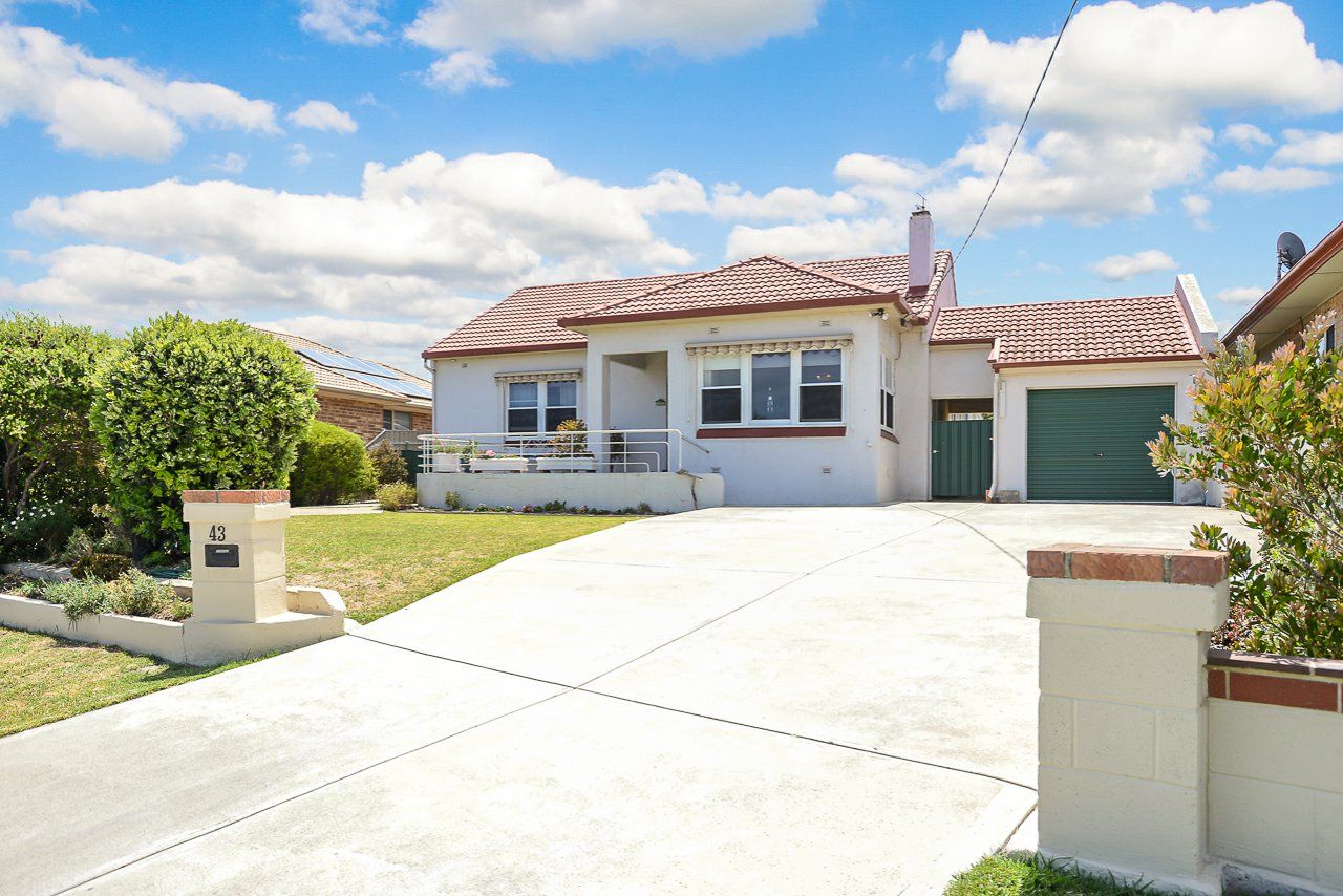 43 Hindmarsh Road, Mccracken SA 5211, Image 0