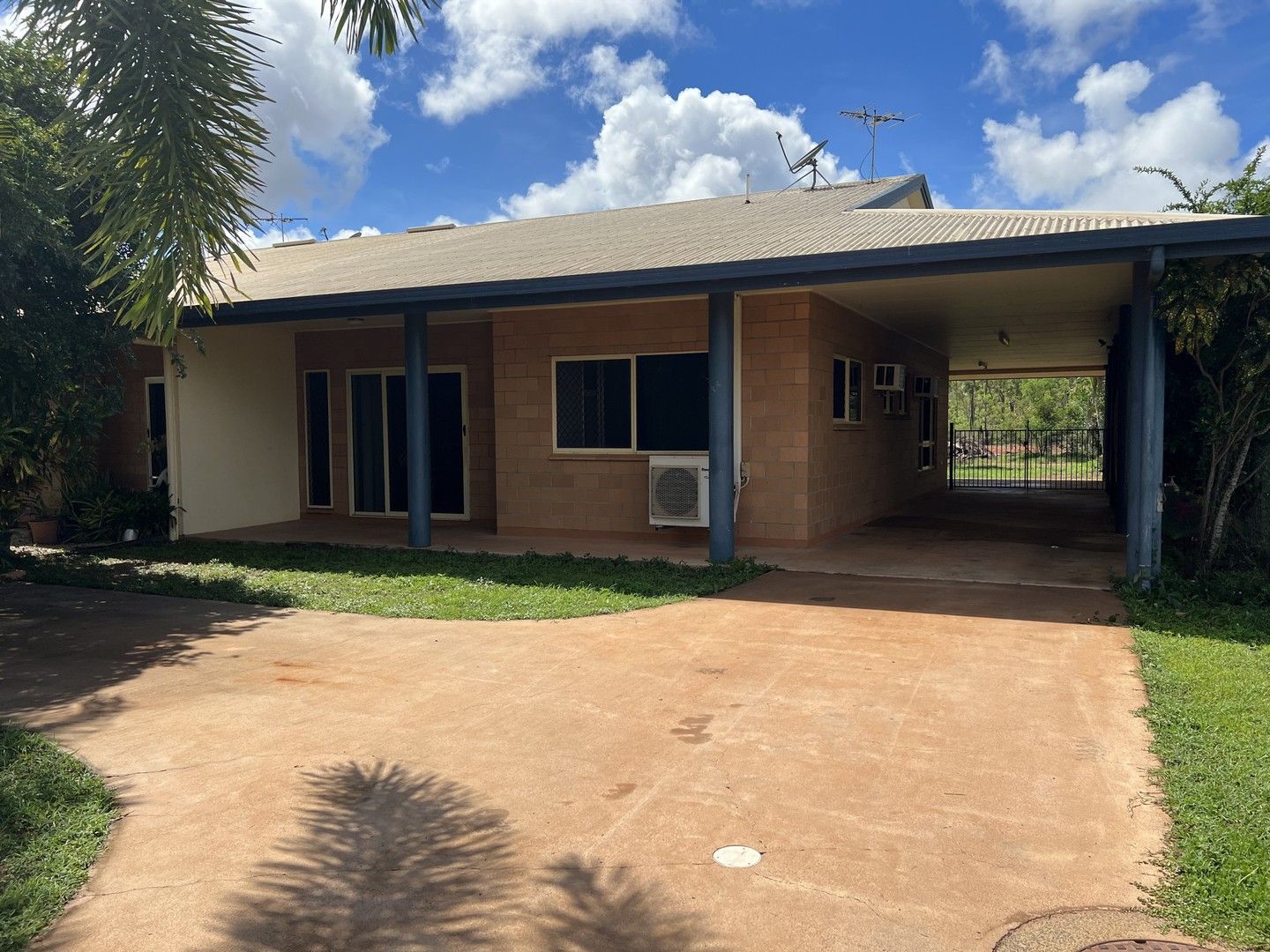 Unit 1/16 Kanthin Rd, Nanum QLD 4874, Image 0