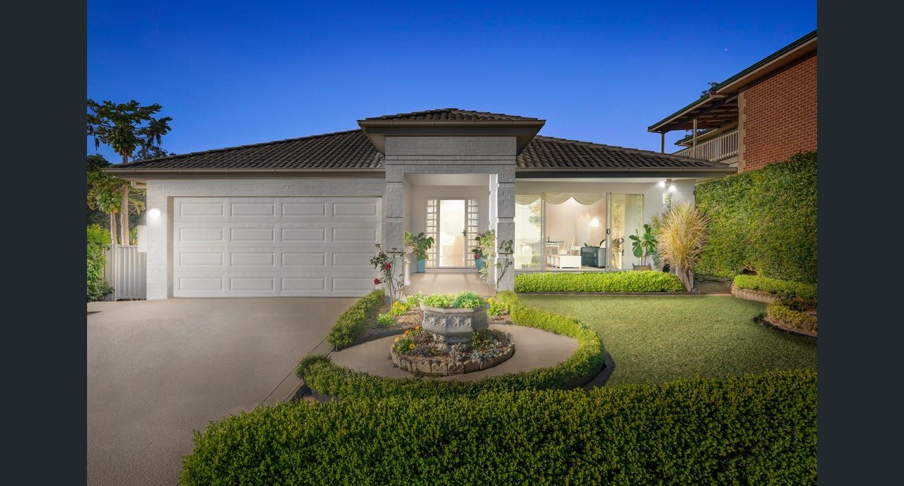 4 bedrooms House in 31 Anita Ave LAKE MUNMORAH NSW, 2259