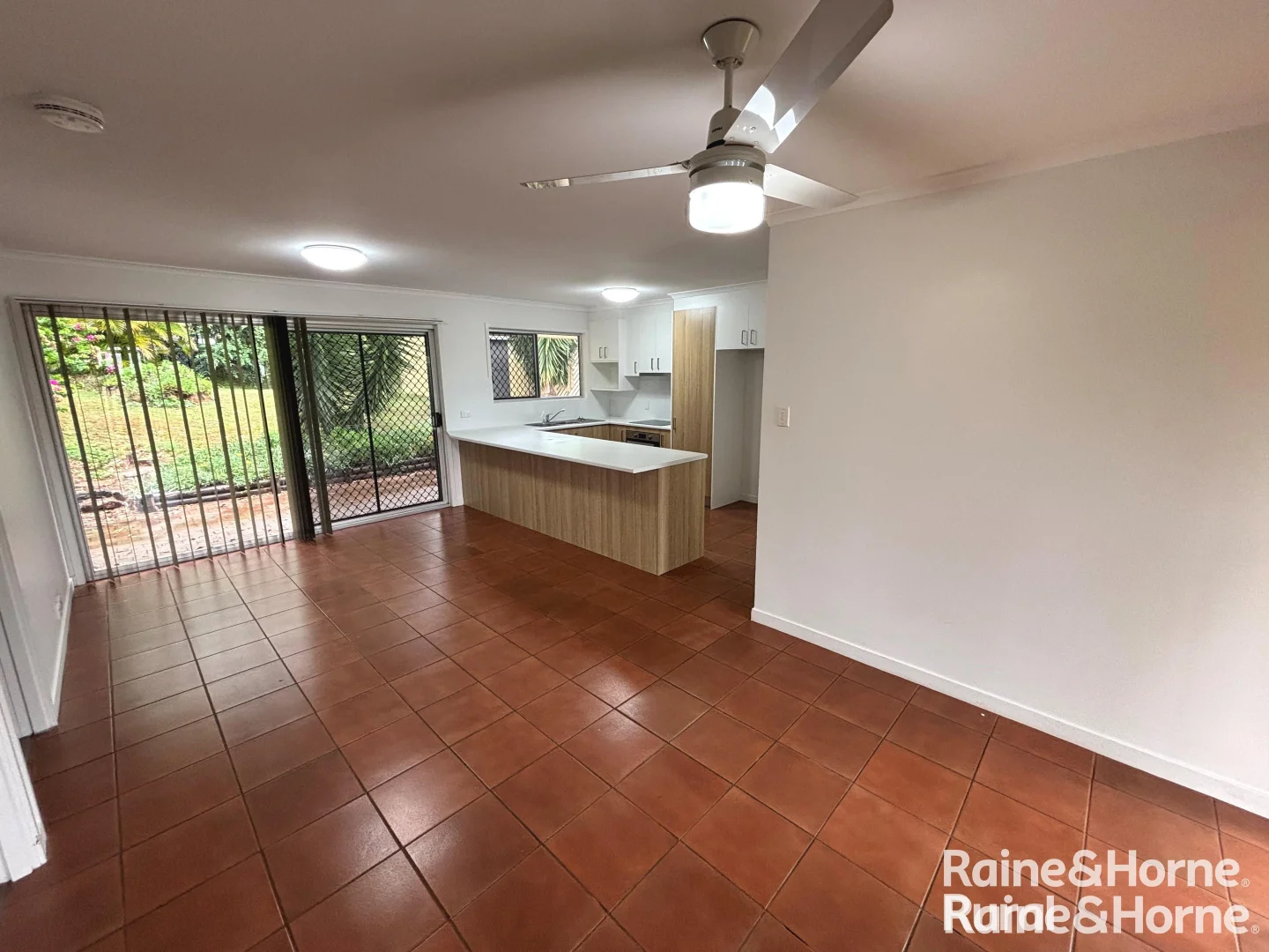 Additional image 10 of 6 Murray Parade, Kingaroy QLD 4610