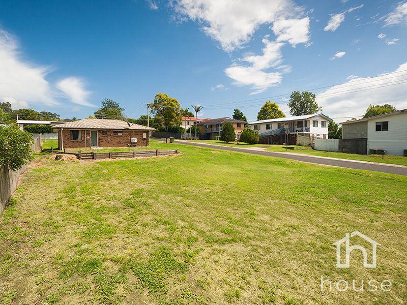 33 Churchill Street, Churchill QLD 4305, Image 2