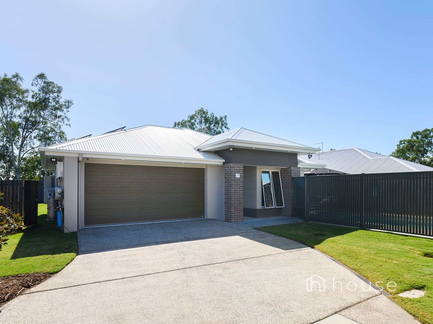 19 Sovereign Drive, Deebing Heights QLD 4306, Image 1