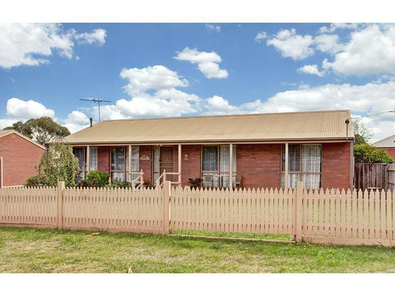 2/19-21 RAGLAN STREET, Wallan VIC 3756, Image 0