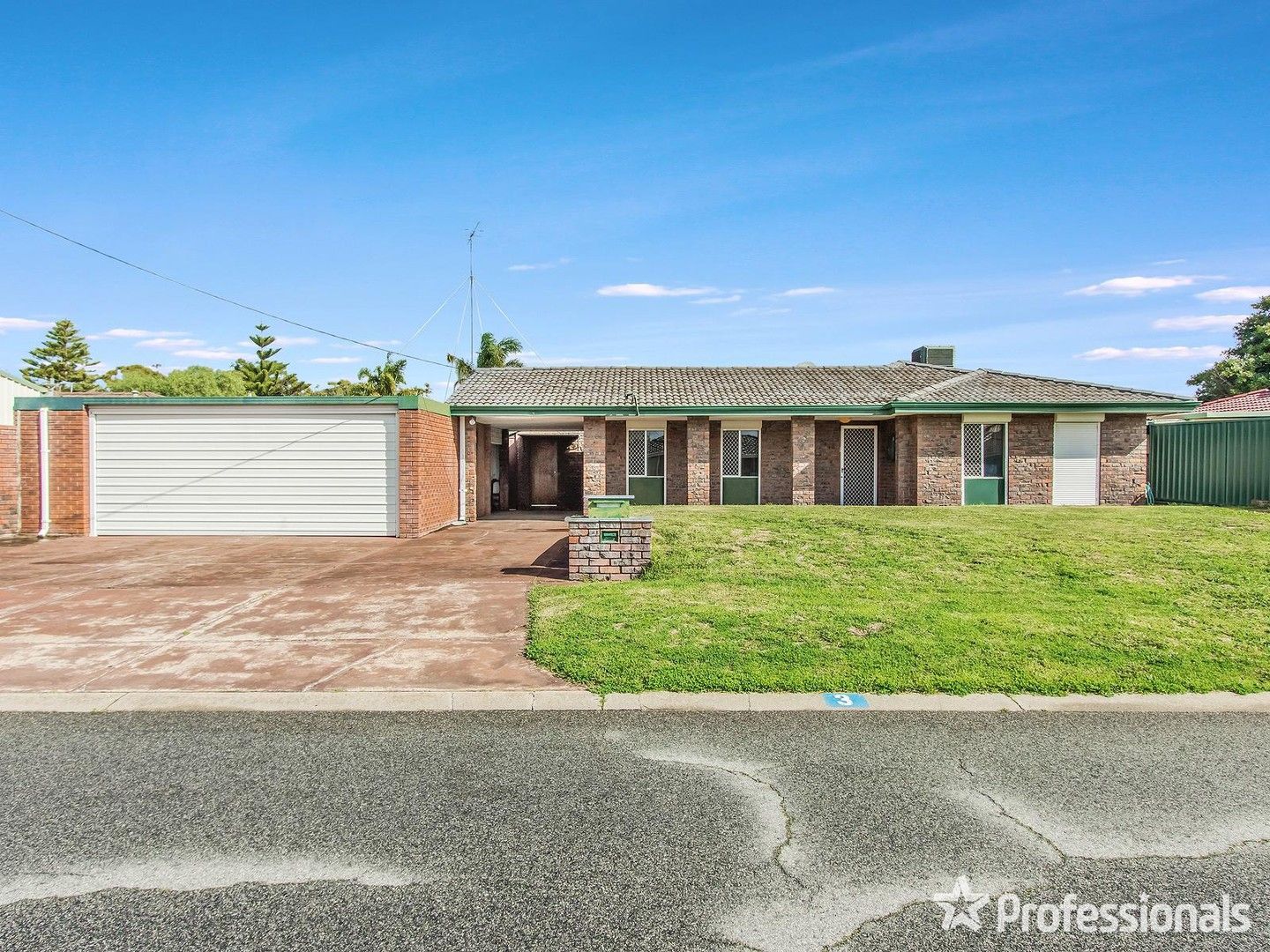 3 Peron Close, Cooloongup WA 6168, Image 0