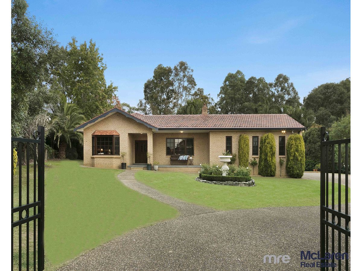 3 Berry Close, Grasmere NSW 2570, Image 0