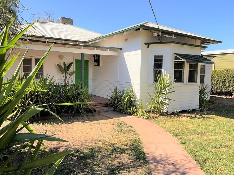 4 Namoi Street, Coonamble NSW 2829, Image 1