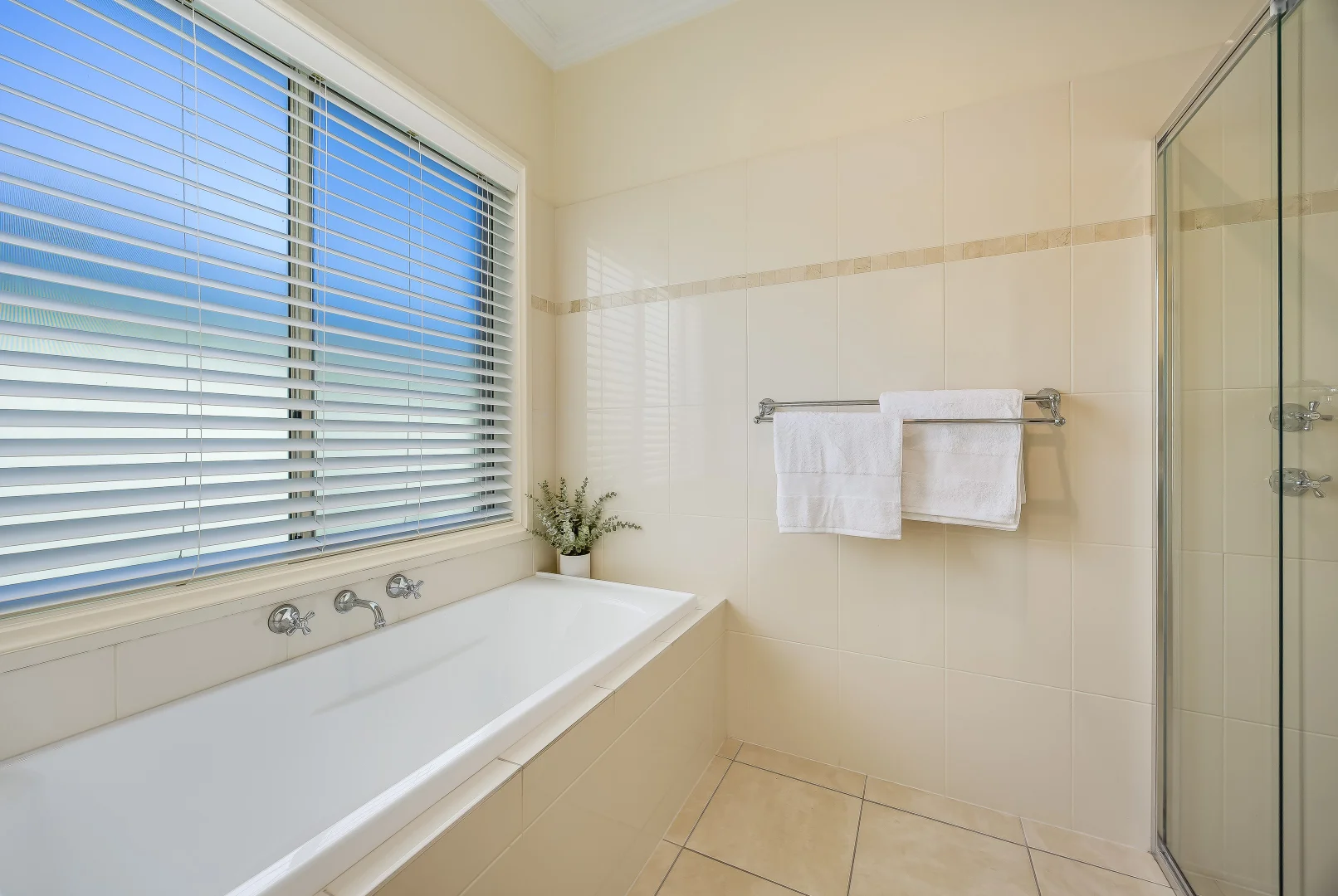 Additional image 24 of 36 Onkaparinga Road, Bridgewater SA 5155